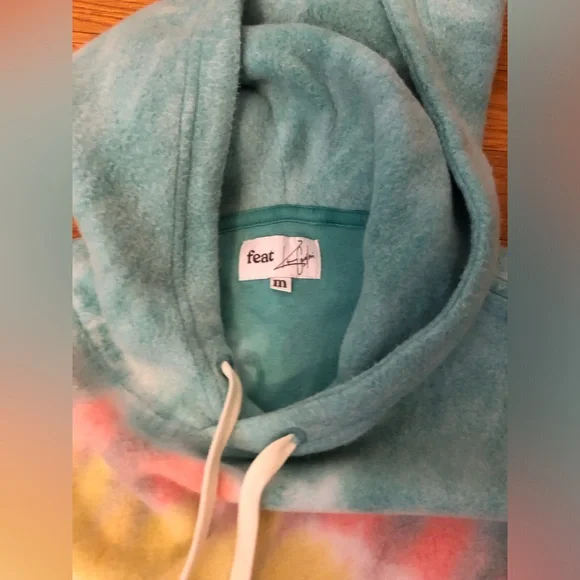 Limited Edition Kristin Cavallari x Feat Blanket Hoodie in Tie Dye RetroStripe - Picture 9 of 17